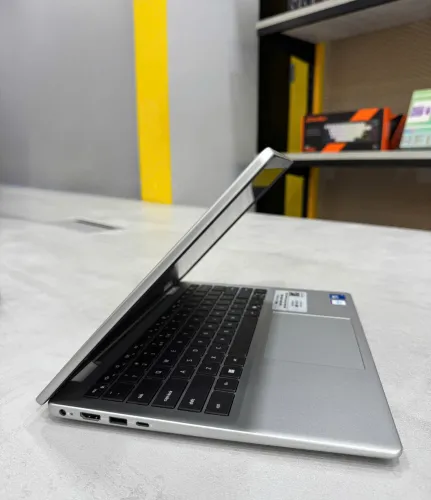 Dell Pro 14 Essential PV14250 (Intel Core 5 120U | RAM 16GB | SSD 1TB | Intel Graphics | 14 inch FHD+ | Win 11) - Bảo hành 2 Năm Chính Hãng
